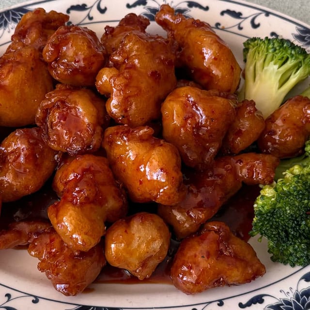 General Tzao Chicken.