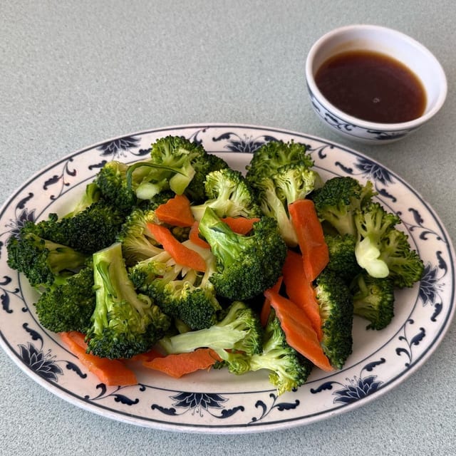 Steamed Broccoli Diet Dish.